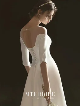Prabangus Baltos Vestuvinės Suknelės Backless Vien Tiulio O-Kaklo Pusė Rankovių Minkšto Satino Nėrinių Elegantiška Nuotakos Šalis Chalatai Užsakymą